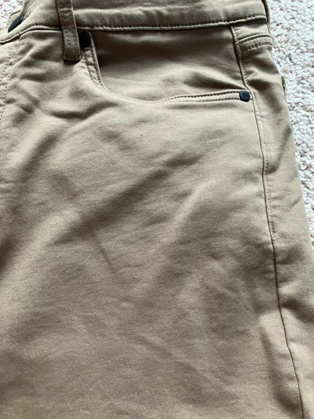 NEW Banana Republic Men's Chinos in Olive-Tan